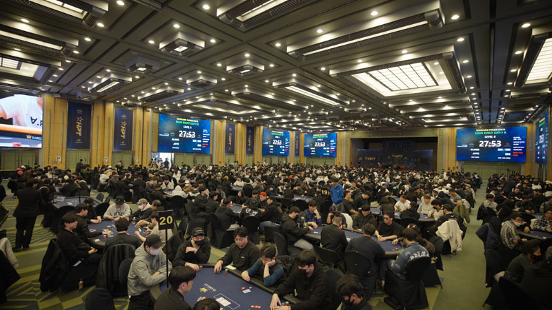 NHN ‘한게임 로얄홀덤’, 신규 오프라인 대회 HPT 첫 개최…참가자 열기 속 성료